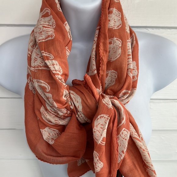 Scarf - Picture 2 of 5